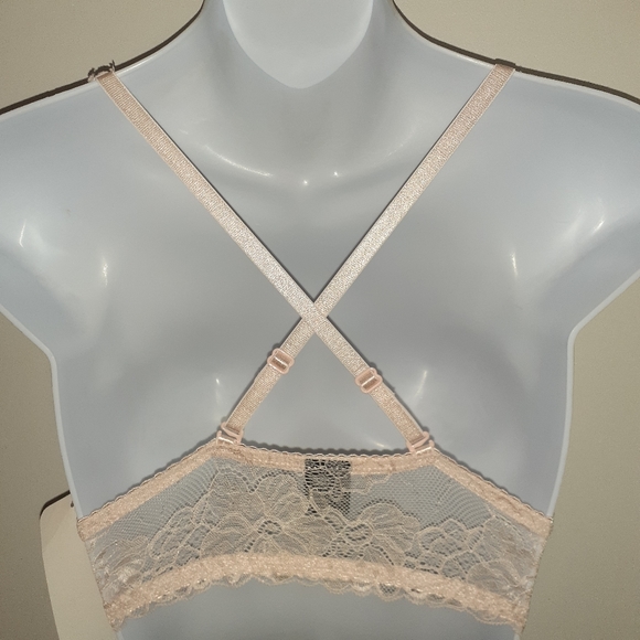 NWT Jr/Ms Bralette with Two Way Straps - Picture 4 of 8